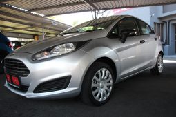 
										2017 Ford Fiesta 1.0 Ecoboost full									