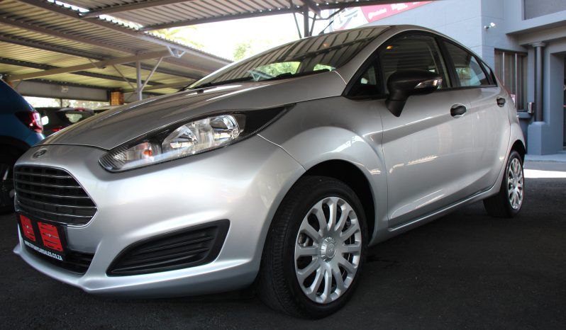 
								2017 Ford Fiesta 1.0 Ecoboost full									