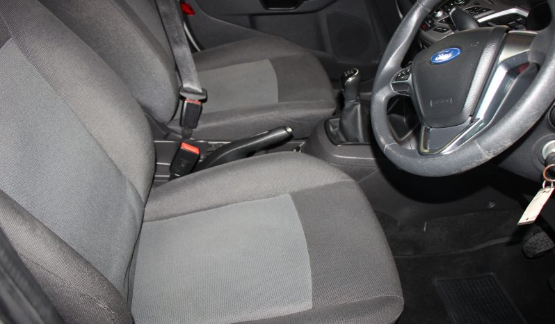 
								2017 Ford Fiesta 1.0 Ecoboost full									