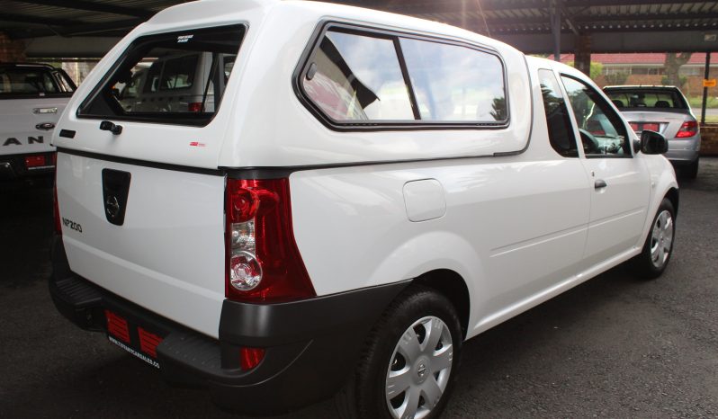 
								2021 Nissan NP200 1.6 A/C Safety Pack full									