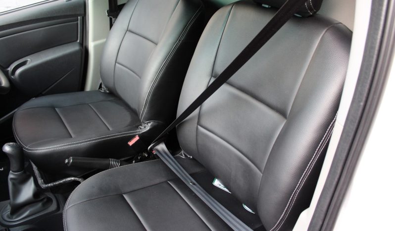 
								2021 Nissan NP200 1.6 A/C Safety Pack full									