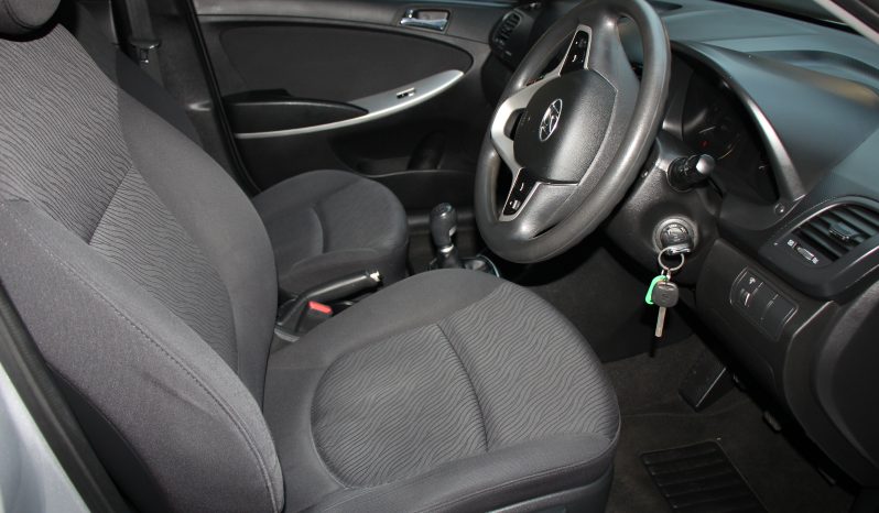 
								2016 Hyundai Accent 1.6 Motion full									