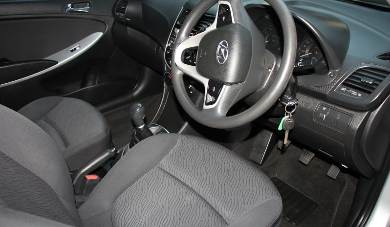 
								2016 Hyundai Accent 1.6 Motion full									