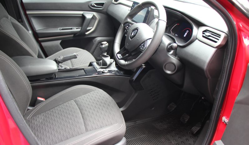 
								2021 Renault Kiger 1.0T Intens full									