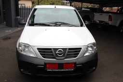 
										2020 Nissan NP200 1.6 A/C Safety Pack full									