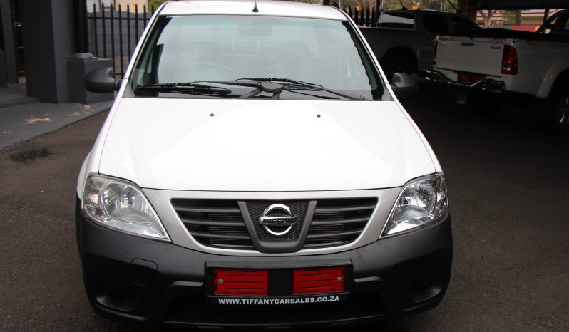 
								2020 Nissan NP200 1.6 A/C Safety Pack full									