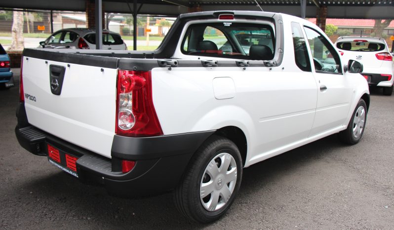 
								2020 Nissan NP200 1.6 A/C Safety Pack full									