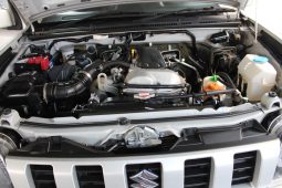 
										2016 Suzuki Jimny 1.3 full									