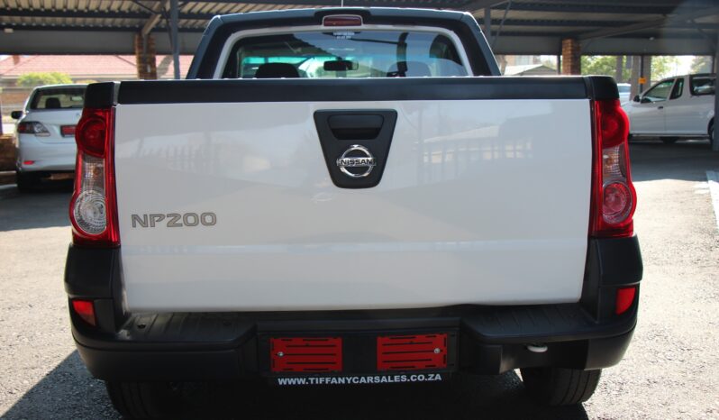 
								2020 Nissan NP200 1.6 A/C Safety Pack full									