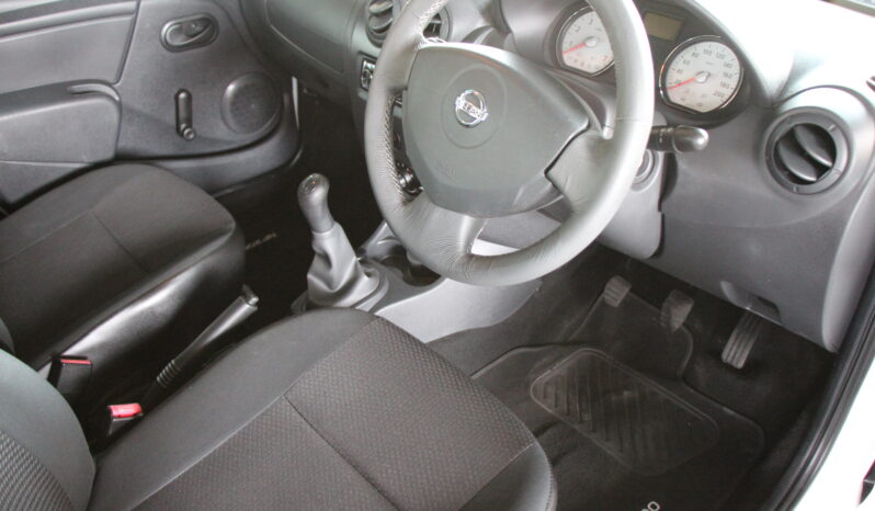 
								2020 Nissan NP200 1.6 A/C Safety Pack full									