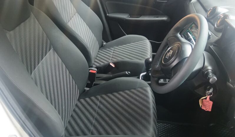 
								2021 Suzuki Swift 1.2GA full									