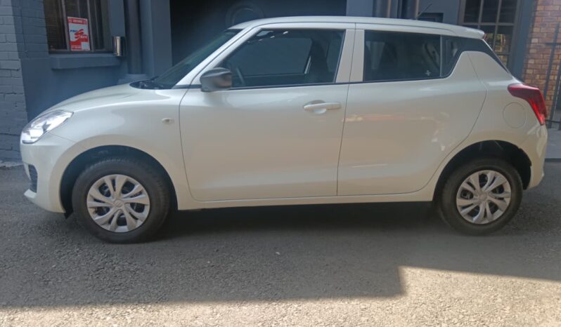 
								2021 Suzuki Swift 1.2GA full									