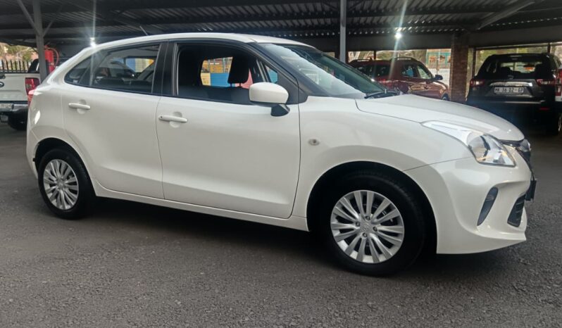 
								2022 Toyota Starlet 1.4 Xi full									