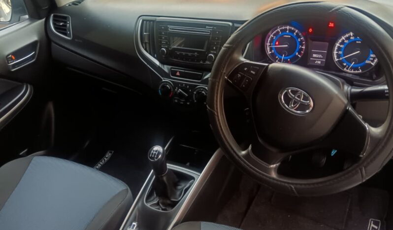 
								2022 Toyota Starlet 1.4 Xi full									