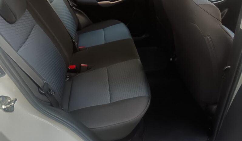 
								2022 Toyota Starlet 1.4 Xi full									