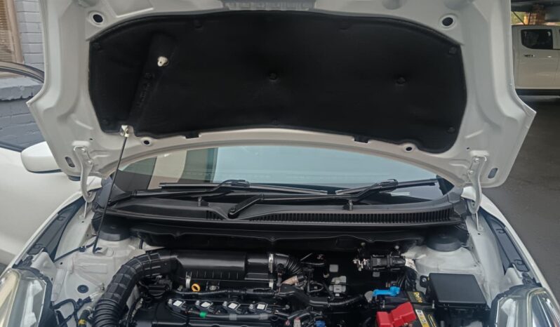 
								2022 Toyota Starlet 1.4 Xi full									