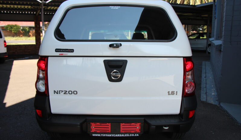 
								2018 Nissan NP200 1.6 A/C P/u S/C full									