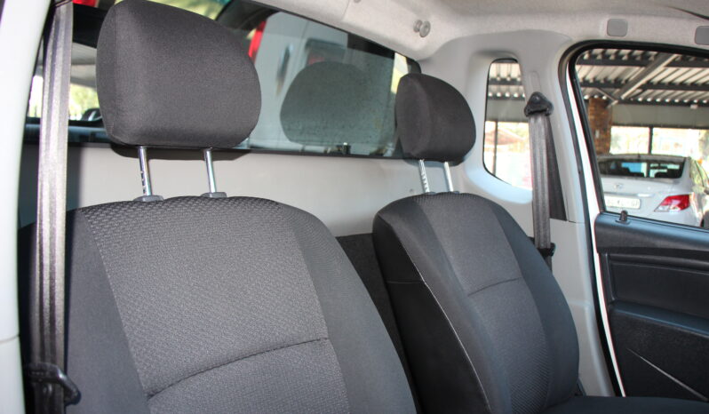 
								2018 Nissan NP200 1.6 A/C P/u S/C full									