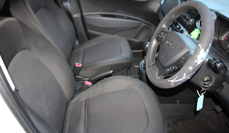 
								2019 Hyundai Grand i10 1.0 Motion full									