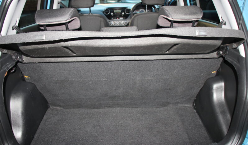 
								2018 Hyundai Grand i10 1.25 Fluid full									