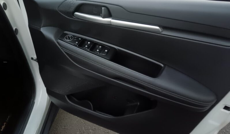 
								2023 Kia Sonet 1.5 EX full									