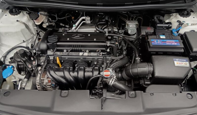 
								2018 Hyundai Accent 1.6 GLS/Fluid full									