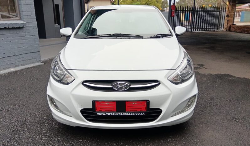 
								2018 Hyundai Accent 1.6 GLS/Fluid full									