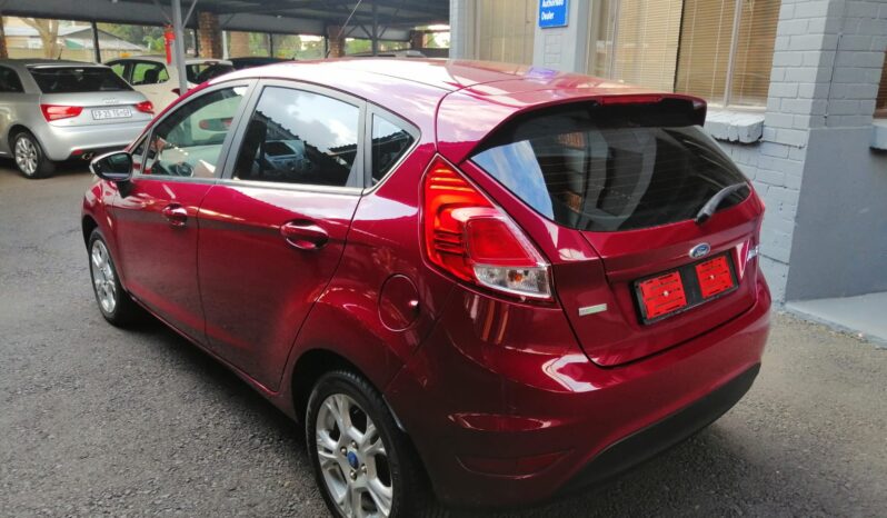 
								2015 Ford Fiesta 1.0 Ecoboost Automatic full									