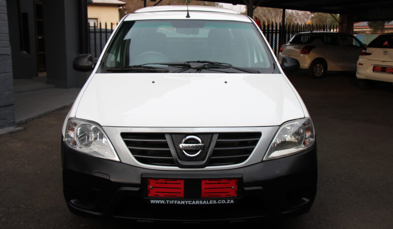 
								2022 Nissan NP200 1.6 A/C Safety Pack full									