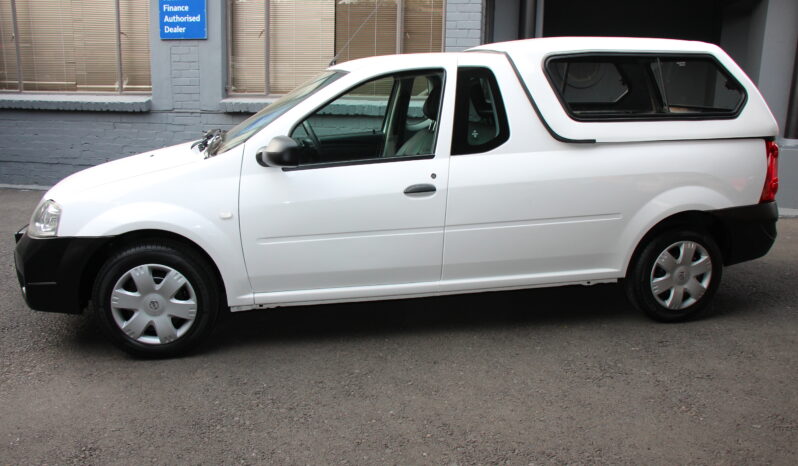 
								2022 Nissan NP200 1.6 A/C Safety Pack full									