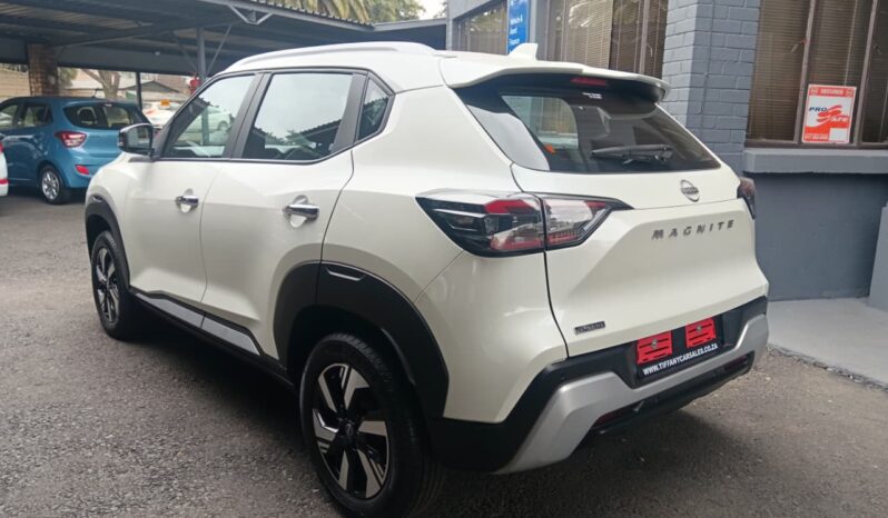 
								2025 Nissan Magnite 1.0T Acenta full									