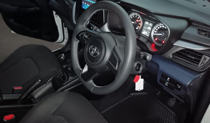 
								2022 Toyota Starlet 1.5XI full									