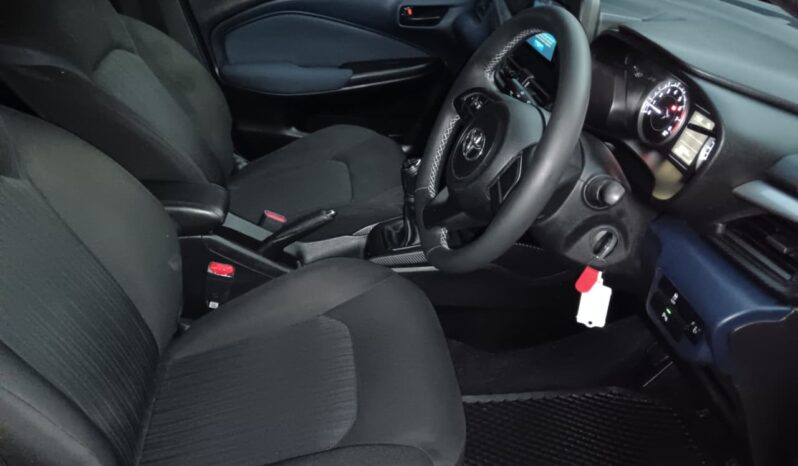 
								2022 Toyota Starlet 1.5XI full									