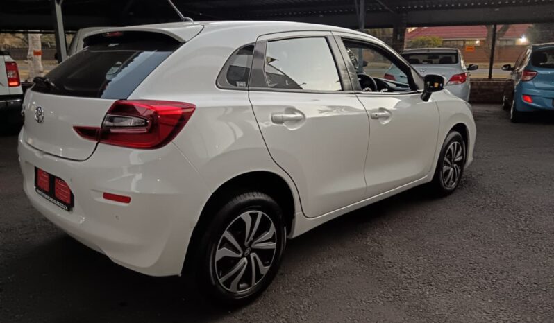 
								2022 Toyota Starlet 1.5XI full									
