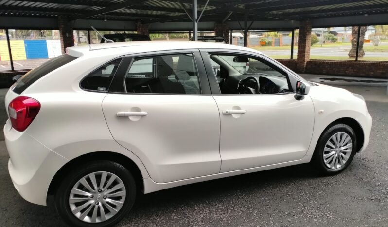 
								2022 Toyota Starlet 1.4 XI full									